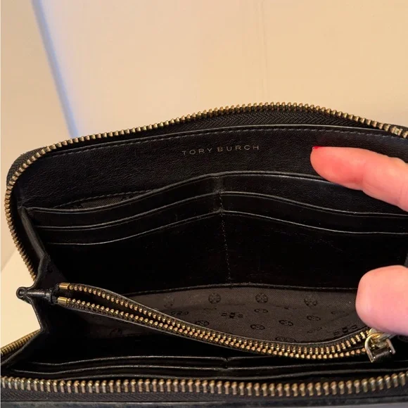 Tory Burch Fleming Zip Continental Zippy Wallet - Picture 10 of 15